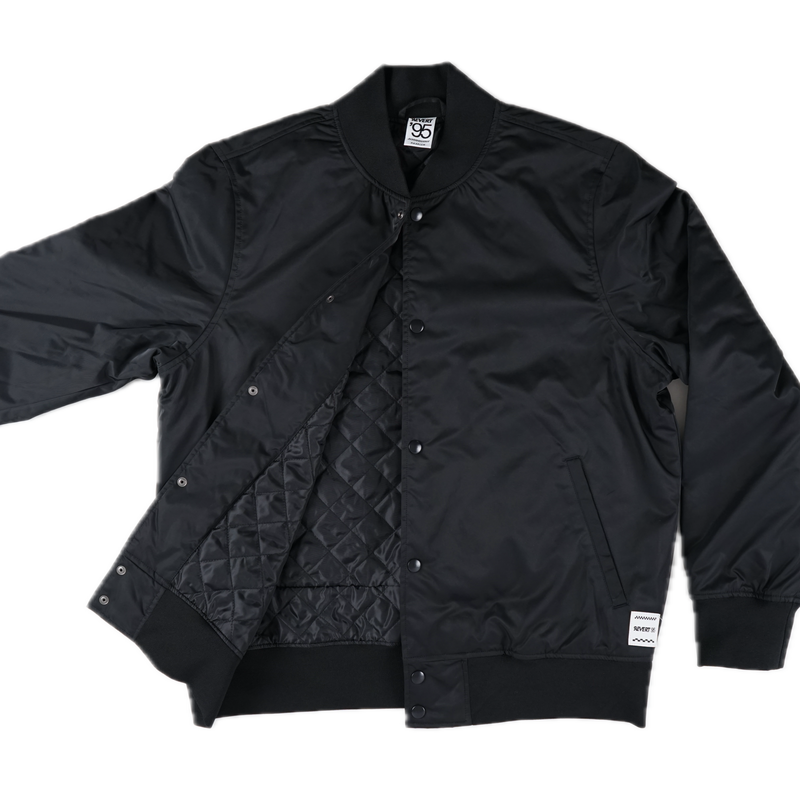 Revert 95 Clean Machine Bomber Jacket – college bomber van gerecycled polyester met quilted padding en YKK snap dome closure