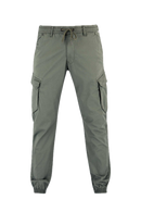 De Reell Reflex Cargo LW bij Revert 95. Lichtgewicht Flex Twill, tapered fit en vier zakken. Verkrijgbaar in Black, Light Olive en Beige. Bestel online of haal af in Haarlem.