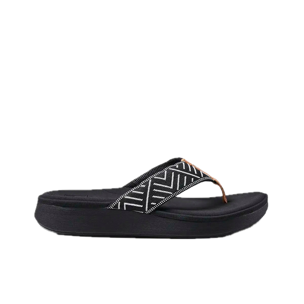 Koop de Reef Cushion Cloud TX Black Geo Ladies veilig en snel bij Revert 95 online of kom hem checken in de winkel in Haarlem.