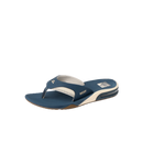 Reef Fanning heren slipper in Navy/Oat met synthetische nubuck upper, EVA voetbed met hiel airbag en ingebouwde flesopener in de rubberen zool, verkrijgbaar bij Revert 95 Haarlem