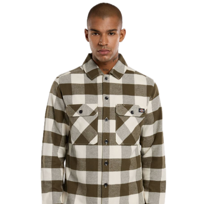 Koop het Dickies Houston LS Shirt Military veilig  en snel bij Revert 95 online of kom hem checken in de winkel in Haarlem.