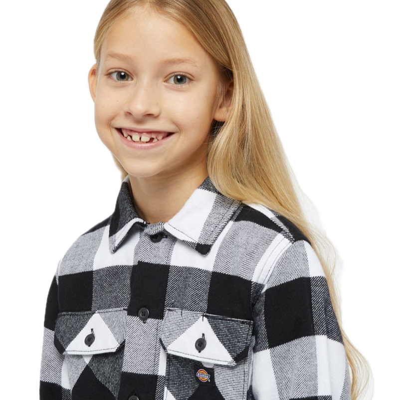 Koop het Kids Sacramento Shirt veilig  en snel bij Revert 95 online of kom hem checken in de winkel in Haarlem.