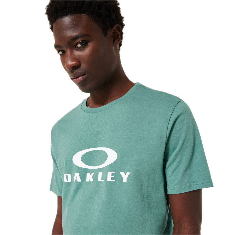 Koop de Oakley O Bark 2.0 T-shirt en snel bij Revert 95 online of kom hem checken in de winkel in Haarlem.