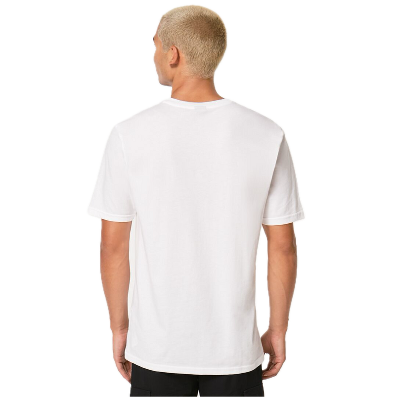 Koop de Oakley Mark II T-shirt 2.0 en snel bij Revert 95 online of kom hem checken in de winkel in Haarlem.