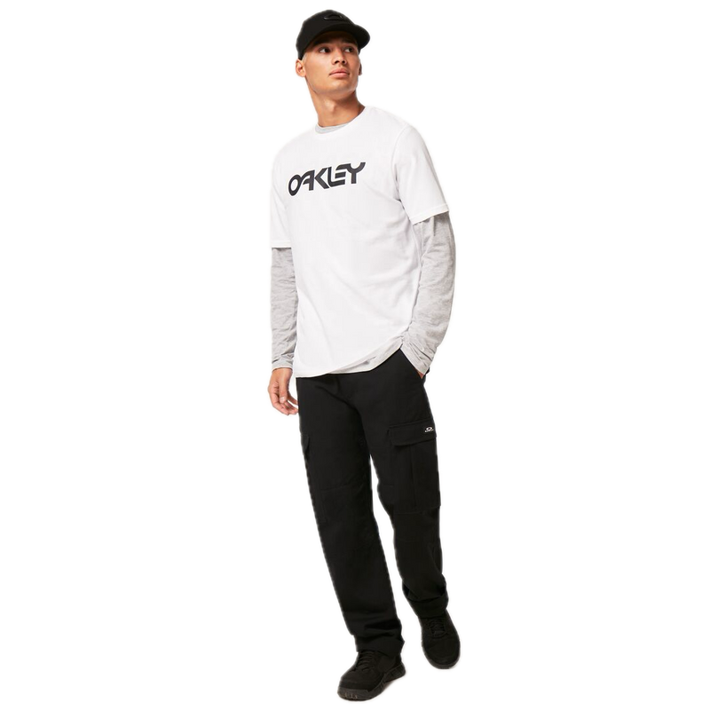 Koop de Oakley Mark II T-shirt 2.0 en snel bij Revert 95 online of kom hem checken in de winkel in Haarlem.