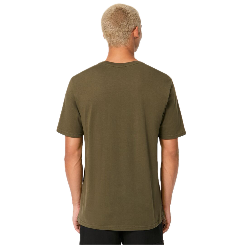 Koop de Oakley Mark II T-shirt 2.0 en snel bij Revert 95 online of kom hem checken in de winkel in Haarlem.