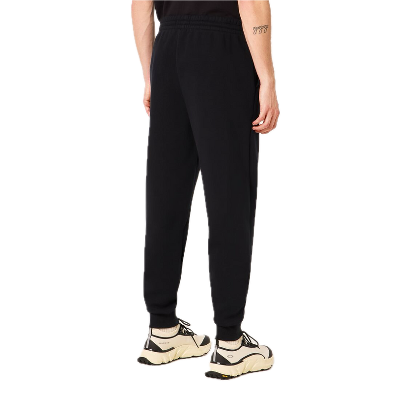Koop de Oakley Relax Jogger 2.0 Pant veilig  en snel bij Revert 95 online of kom hem checken in de winkel in Haarlem.