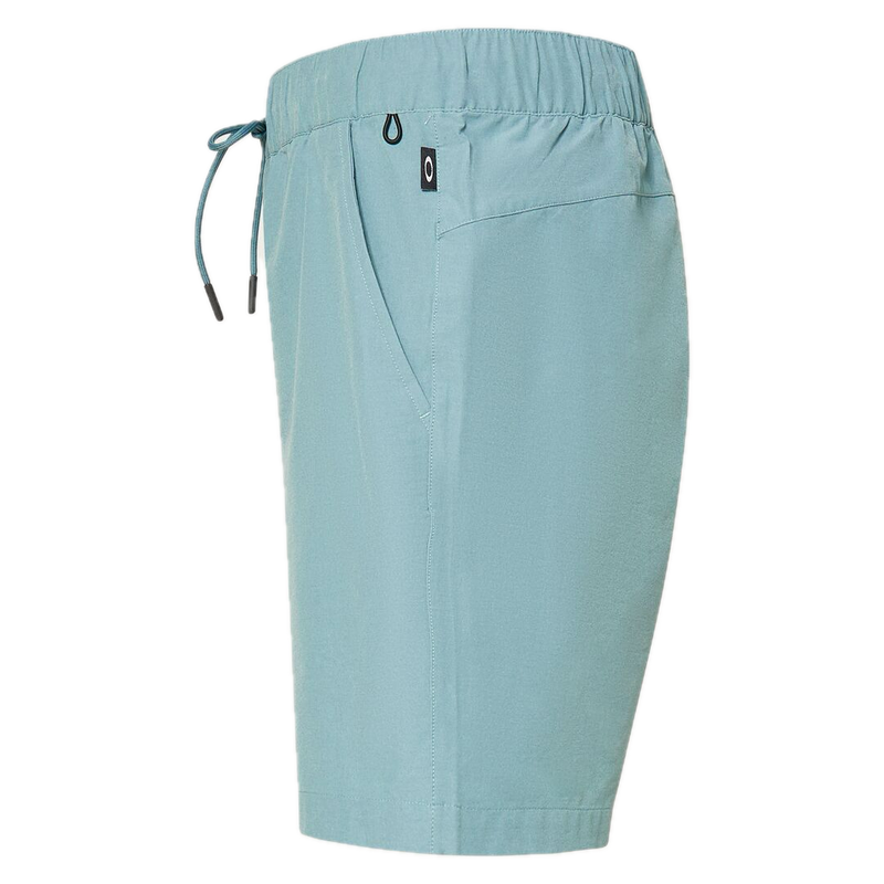 Koop de Oakley All Day Short veilig  en snel bij Revert 95 online of kom hem checken in de winkel in Haarlem.