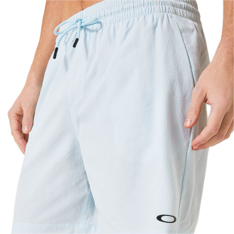 Koop de Oakley Checkered 18 Beachshort veilig en snel bij Revert 95 online of kom hem checken in de winkel in Haarlem.
