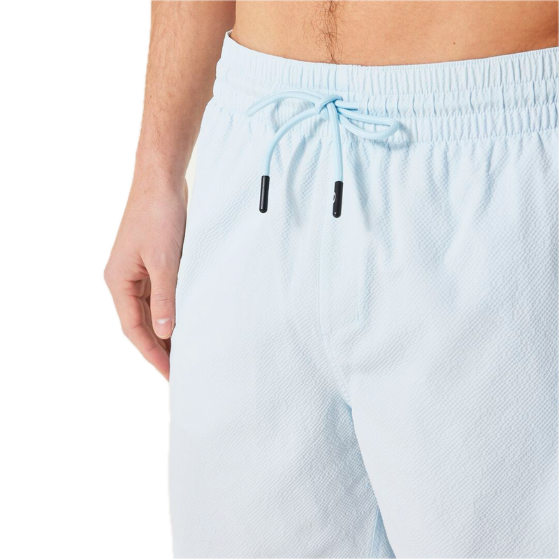 Koop de Oakley Checkered 18 Beachshort veilig en snel bij Revert 95 online of kom hem checken in de winkel in Haarlem.