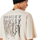 Oakley Tacked Metal Tee – zwart T-shirt met metalen Oakley-logo op de borst