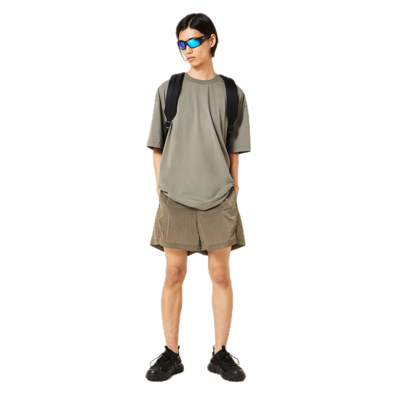 Koop de Oakley Field Gear Line Union Pocket Tee 5.0 veilig en snel bij Revert 95 online of kom hem checken in de winkel in Haarlem.