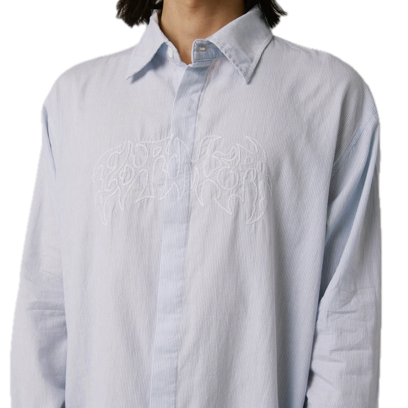 Koop de Former Puncture LS Shirt en snel bij Revert 95 online of kom hem checken in de winkel in Haarlem.