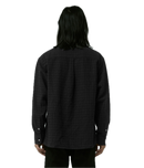 Former Merchandise Crux Flannel LS T-shirt Black – zwart geruit flanellen overhemd met lange mouwen en Former-branding