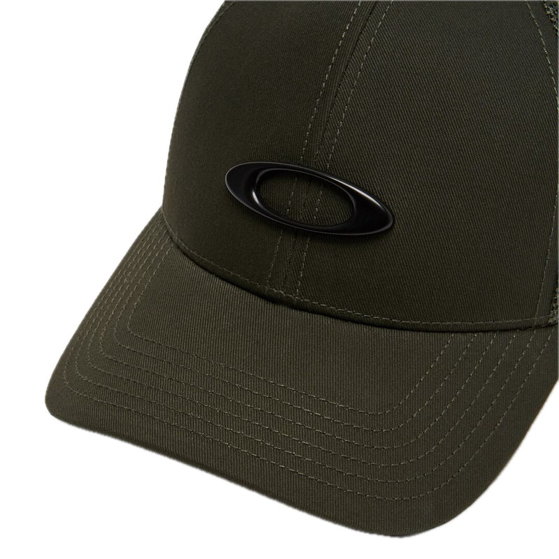 Koop de Oakley Trucker Ellipse Hat New dark Brush  veilig  en snel bij Revert 95 online of kom hem checken in de winkel in Haarlem.