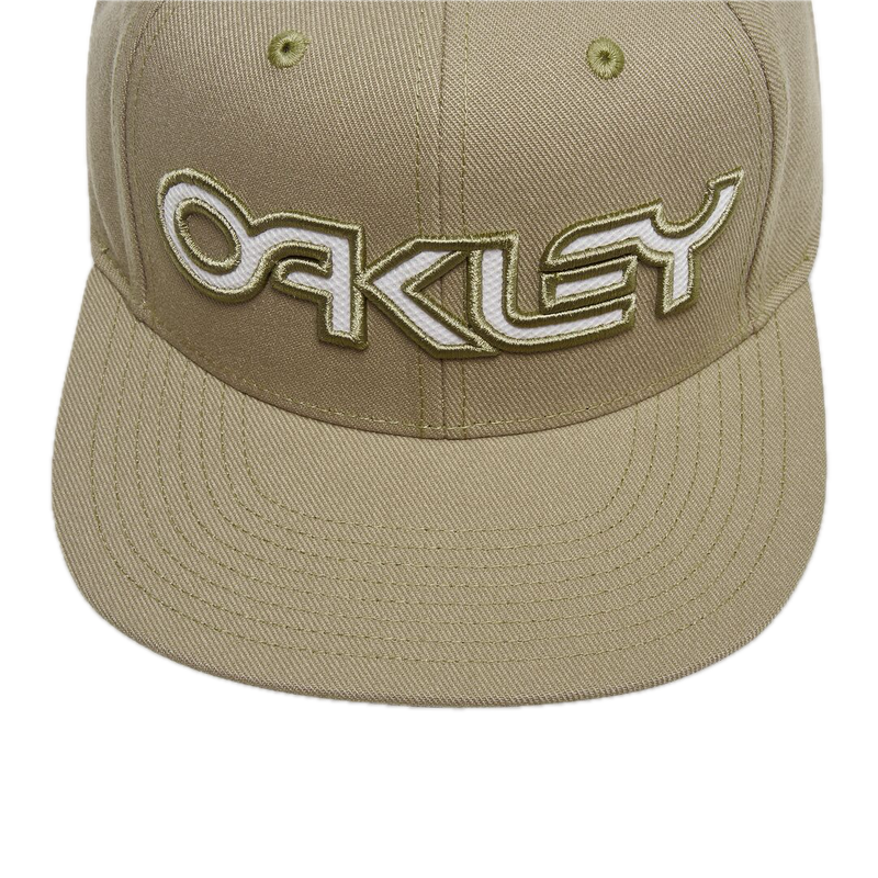Koop de Oakley Meshed B1B FB Cap veilig  en snel bij Revert 95 online of kom hem checken in de winkel in Haarlem.