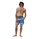 Santa Cruz Heights Swimshorts in Winkowski Vertigo, 100% polyester stretch microfibre zwemshort met all over Winkowski Vertigo print elasticated waistband 17 inch outseam side entry pockets en back welt pocket, verkrijgbaar bij Revert 95 Haarlem