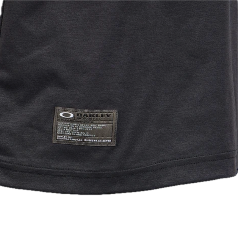 Koop de Oakley Field Gear Line Scratch Longsleeve Tee 4.7 Phantom veilig en snel bij Revert 95 online of kom hem checken in de winkel in Haarlem.
