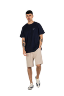 Reell Reflex Easy Short in beige Textured, relaxed fit short met subtiele textuurstructuur en elastische tailleband, verkrijgbaar bij Revert 95 Haarlem