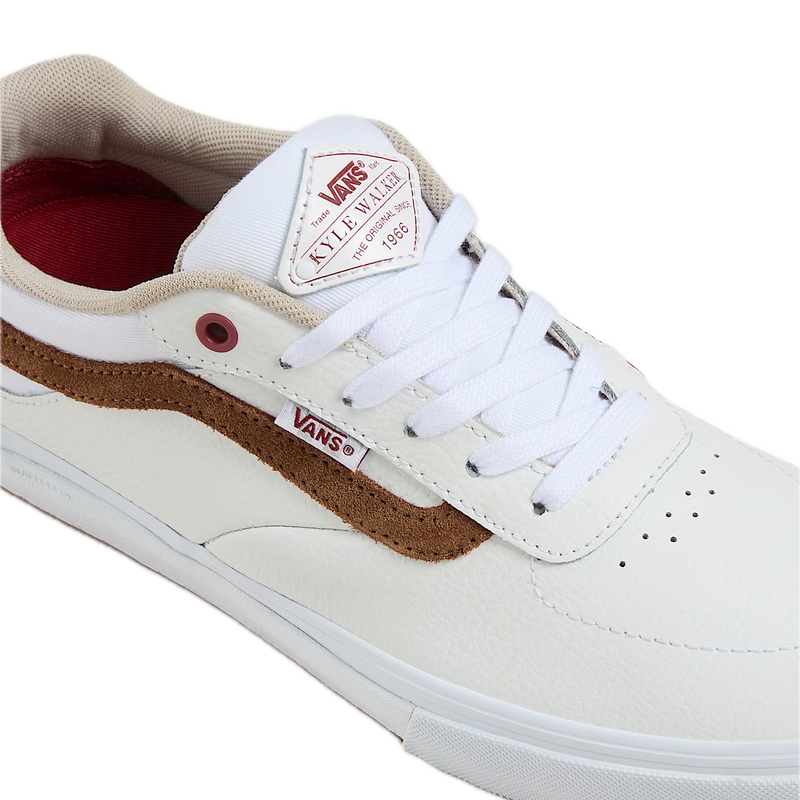 Koop de Vans Skate Kyle Walker Leather White Red en snel bij Revert 95 online of kom hem checken in de winkel in Haarlem.