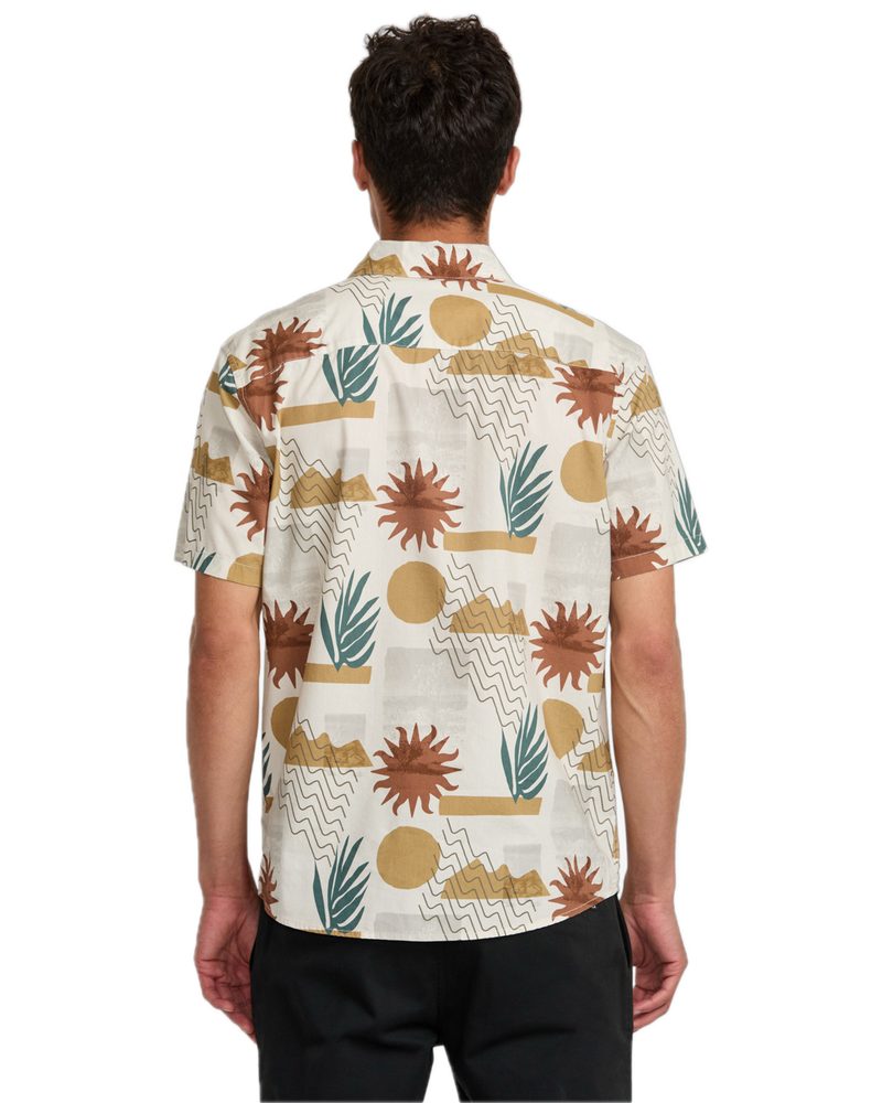 Koop de RVCA Anytime SS Shirt veilig en snel bij Revert 95 online of kom hem checken in de winkel in Haarlem.