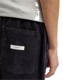Element Kids Big E Corduroy Short in Vintage Corduroy Black, loose fit katoenen corduroy short met elastische tailleband en groot E logo, verkrijgbaar bij Revert 95 Haarlem