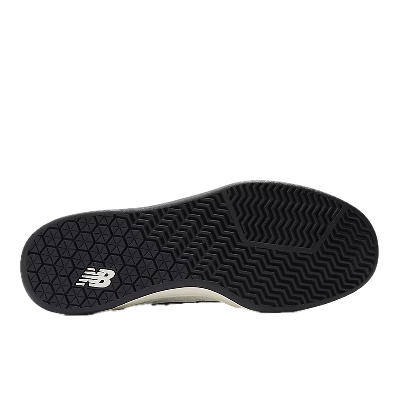 Koop de New Balance NM 440 V2 Sea Salt Black en snel bij Revert 95 online of kom hem checken in de winkel in Haarlem.