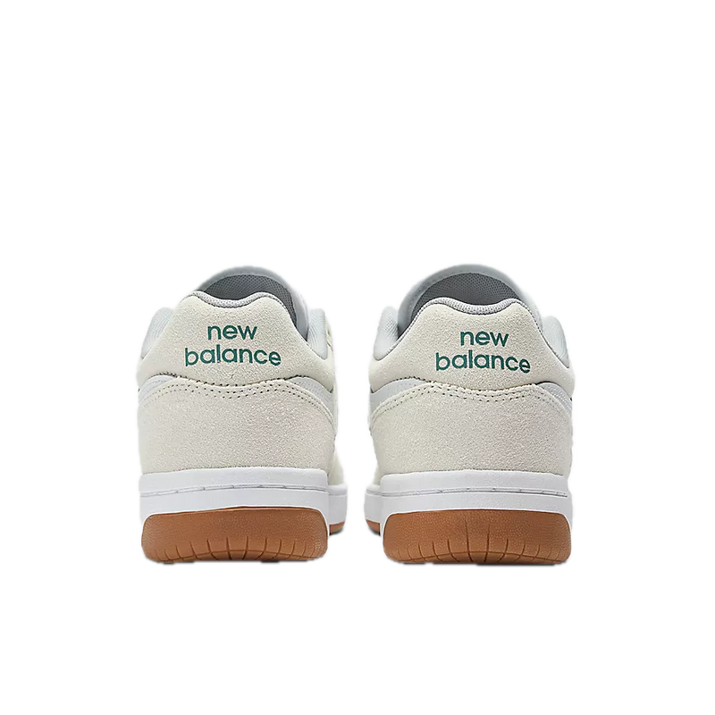 Koop de New Balance NM 480 Sea Salt Vintage Teal en snel bij Revert 95 online of kom hem checken in de winkel in Haarlem.