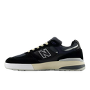 NB Numeric Andrew Reynolds 933 Black Eclipse skate schoen van New Balance Numeric met suède upper en cupsole zool