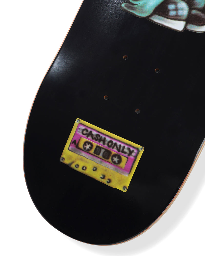 Cash Only decks bij Revert 95