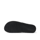 Reef Vista Ivy dames slipper in Black/Black met PVC-vrij vegan leather twee-band upper, metalen logo detail en gecushioned voetbed, verkrijgbaar bij Revert 95 Haarlem