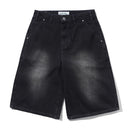 Cash Only Club Denim Shorts Washed Grey, baggy denim short met brass logo knop en 3D embroidery op de achterzak, taillemaatjes 28-42, verkrijgbaar bij Revert 95 Haarlem