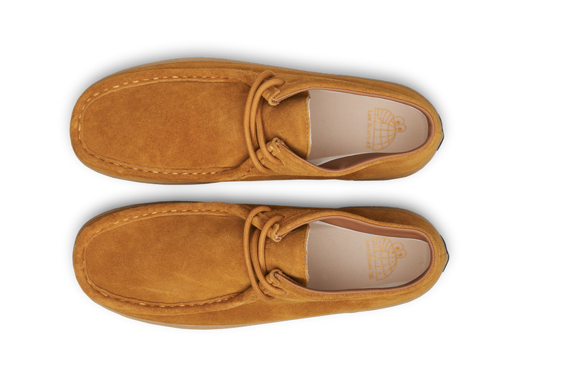 Last Resort AB VM006 Moc Hi Golden Brown Gum – high-top suède moc-toe skateschoen in bruin met gumzool