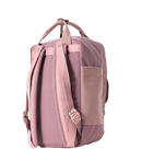 Doughnut Macaroon Earth Plum Series Backpack in Red Beans, 16 liter dagrugzak van waterafstotende nylon met lederen details en laptopvak tot 14 inch, verkrijgbaar bij Revert 95 Haarlem