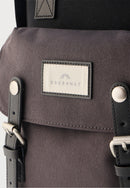 Doughnut Macaroon Euro II Series Backpack in Black Ground, 16 liter dagrugzak met tweekleurig design, zilveren hardware en lederen gespen, verkrijgbaar bij Revert 95 Haarlem