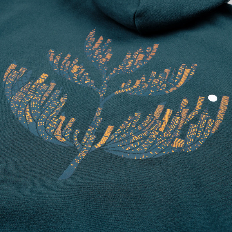 Bestel de Magenta DOWNTOWN HOODIE - PETROL BLUE veilig, gemakkelijk en snel bij Revert 95. Check onze website voor de gehele Magenta collectie, of kom gezellig langs bij onze winkel in Haarlem.	