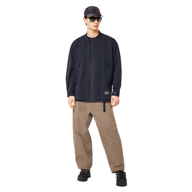 Koop de Oakley Field Gear Line Fuel LS Shirts 5.0 veilig en snel bij Revert 95 online of kom hem checken in de winkel in Haarlem.