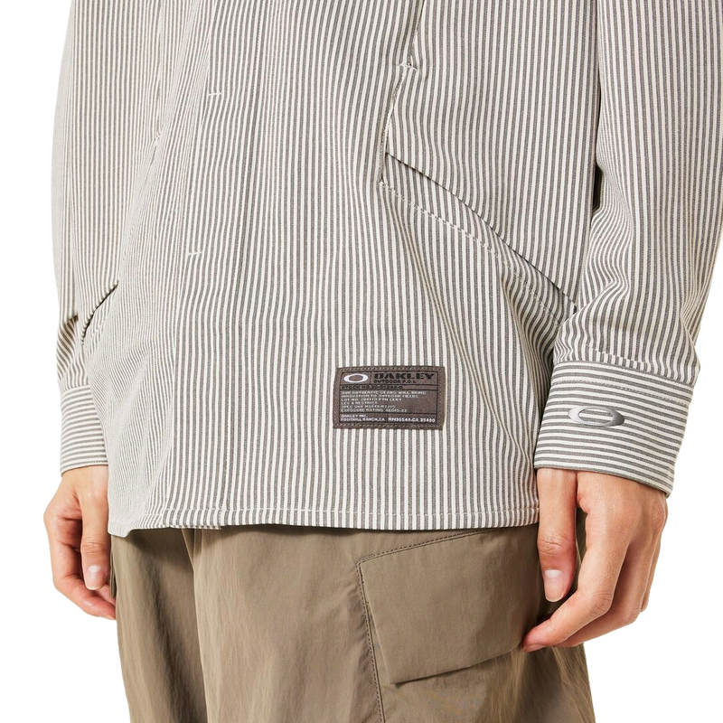 Koop de Oakley Field Gear Line Fuel LS Shirts 5.0 veilig en snel bij Revert 95 online of kom hem checken in de winkel in Haarlem.
