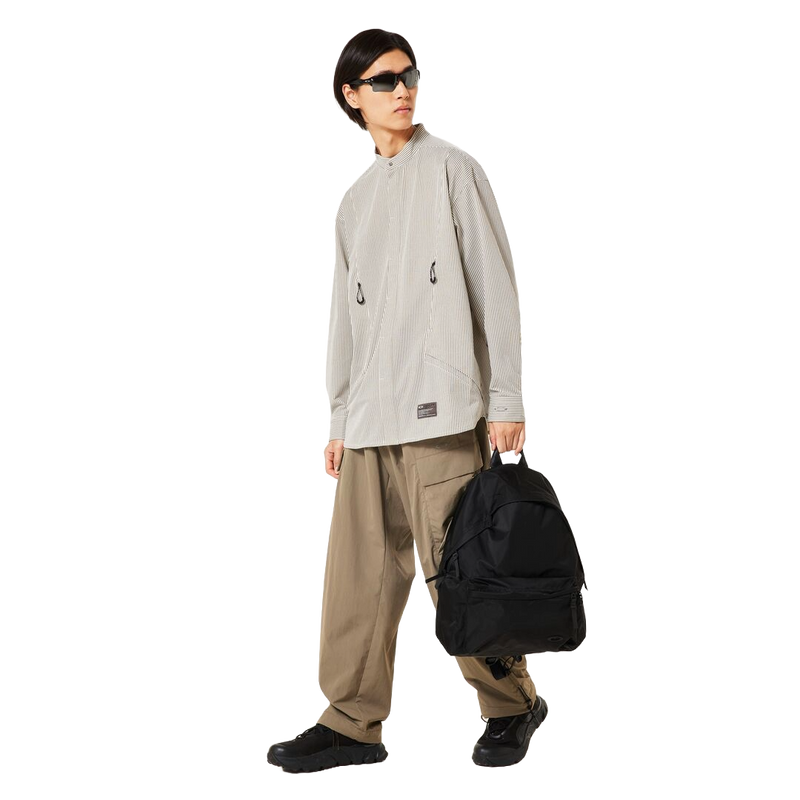 Koop de Oakley Field Gear Line Fuel LS Shirts 5.0 veilig en snel bij Revert 95 online of kom hem checken in de winkel in Haarlem.