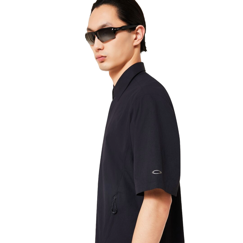 Koop de Oakley Field Gear Line Fuel SS Shirts 5.0 veilig en snel bij Revert 95 online of kom hem checken in de winkel in Haarlem.