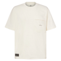 Koop de Oakley Field Gear Line Scratch Tee 5.0 veilig en snel bij Revert 95 online of kom hem checken in de winkel in Haarlem.