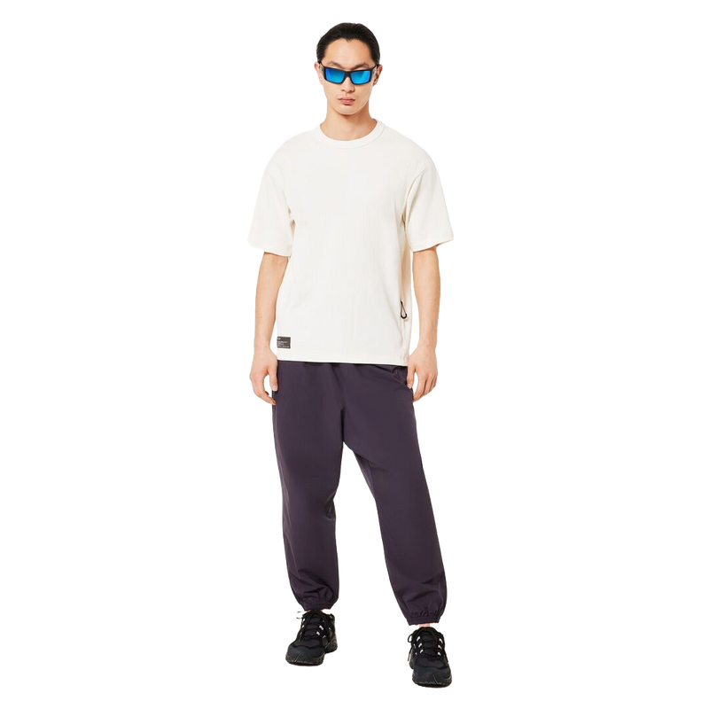 Koop de Oakley Field Gear Line Static Tee 5.0 veilig en snel bij Revert 95 online of kom hem checken in de winkel in Haarlem.