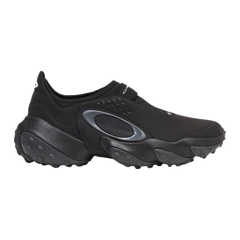 Koop de Oakley Edge Icon Blackout veilig en snel bij Revert 95 online of kom hem checken in de winkel in Haarlem.
