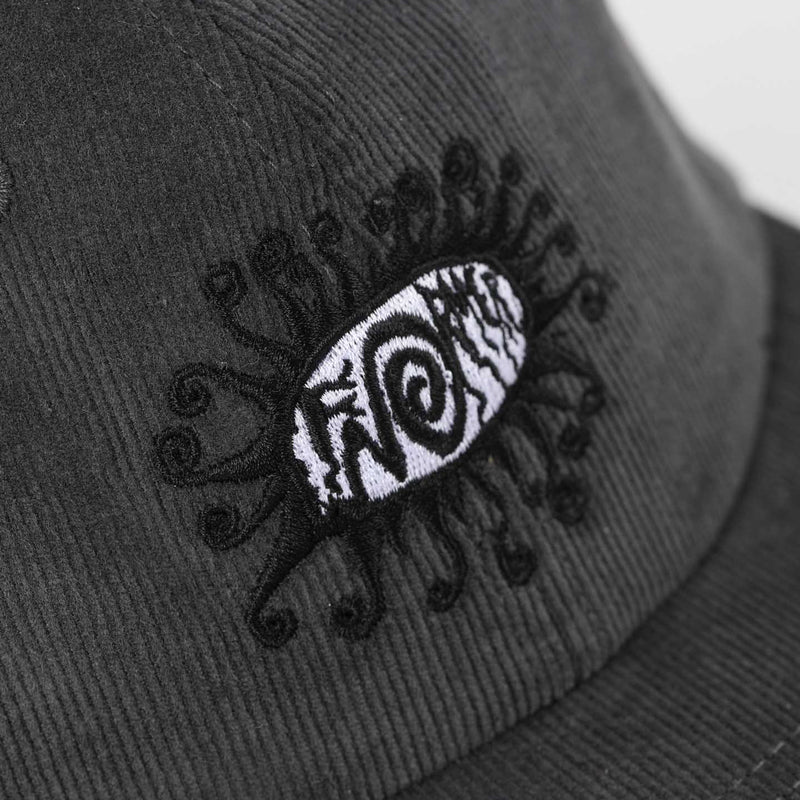 Koop de Former Halo Cord Cap veilig en snel bij Revert 95 online of kom hem checken in de winkel in Haarlem.