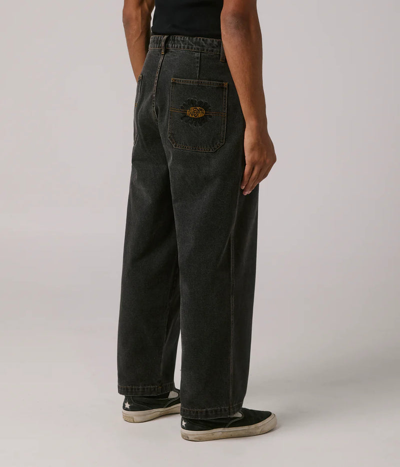 Former Reynolds Denim Pant Washed Black – premium straight/relaxed denim in washed black finish