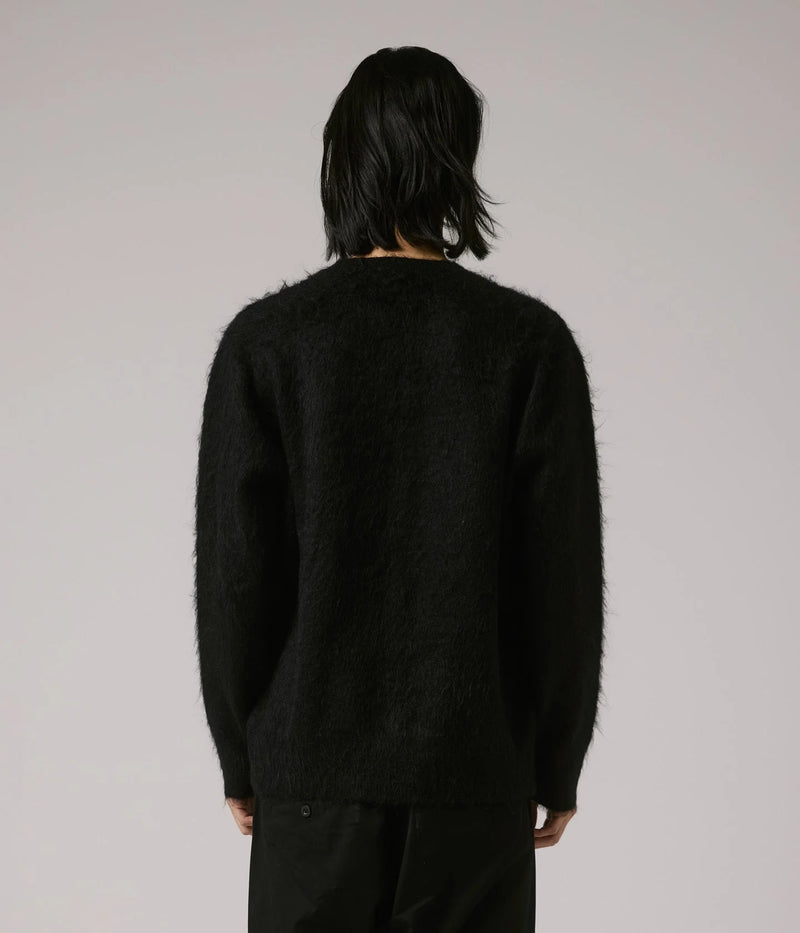 Koop de Former Crux Knit Crew veilig en snel bij Revert 95 online of kom hem checken in de winkel in Haarlem.