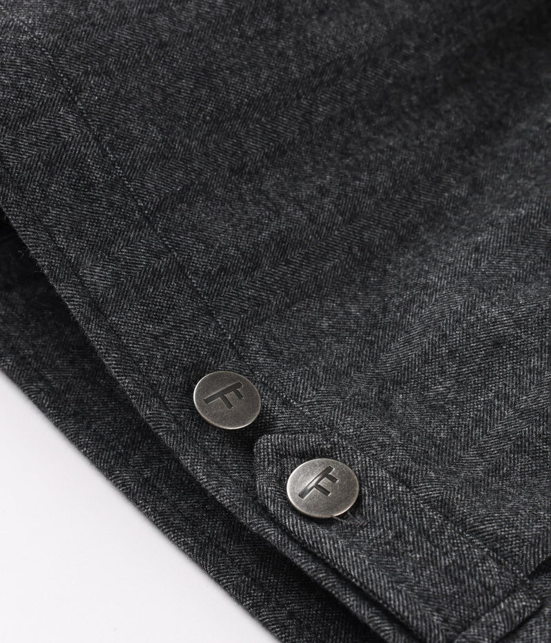 Former Merchandise Austyn Gillette Action Jacket Black – zwart signature jacket van Austyn Gillette met Former-branding