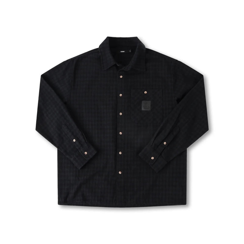 Former Merchandise Crux Flannel LS T-shirt Black – zwart geruit flanellen overhemd met lange mouwen en Former-branding