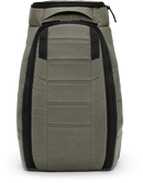 De iconische allrounder. De DB Journey Hugger Backpack combineert strak design met dagelijks gebruiksgemak.