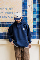 Magenta Skateboards Chenille Hoodie, pullover hoodie van zachte chenille stof met kangaroo pocket en Magenta Skateboards branding verkrijgbaar in Khaki en Dark Navy, verkrijgbaar bij Revert 95 Haarlem